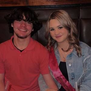 Meet your Posher, Emanuel